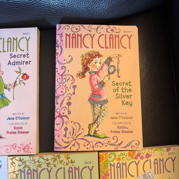 Nancy Clancy Soft Cover Novels 1,2, 4-7 - Picture 3 of 8